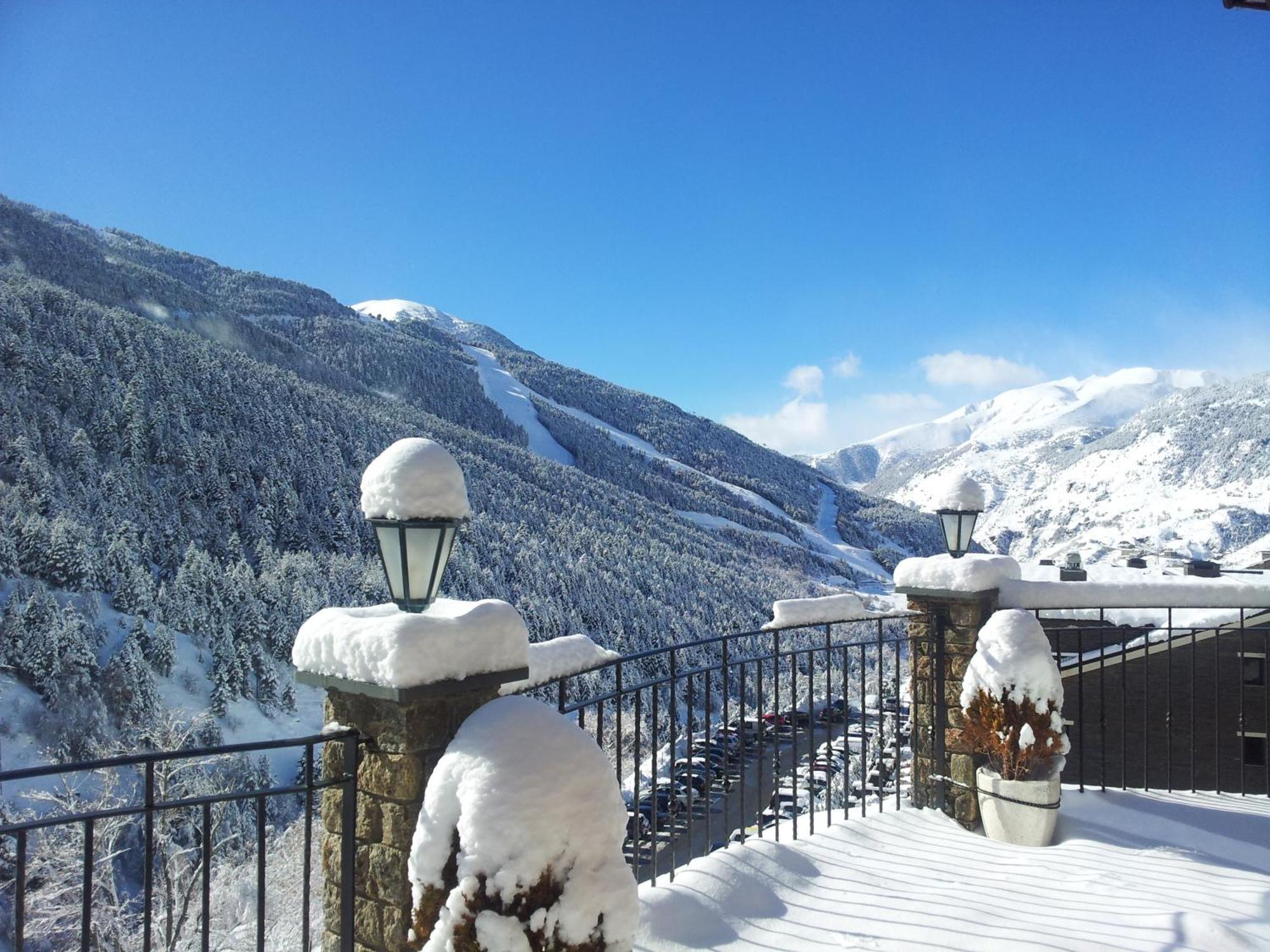 Apartaments Turistics Pirineu Soldeu Dış mekan fotoğraf
