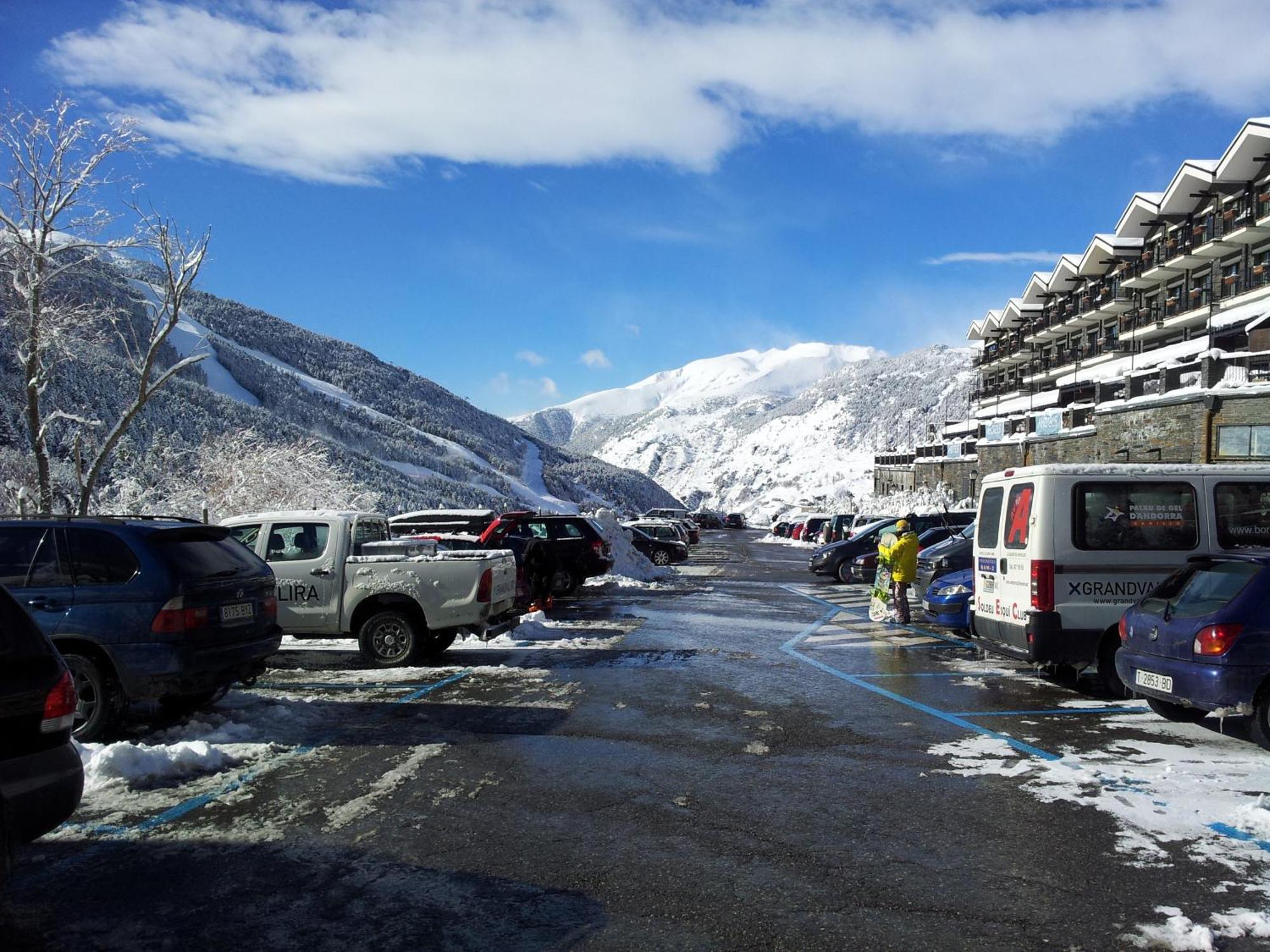 Apartaments Turistics Pirineu Soldeu Dış mekan fotoğraf